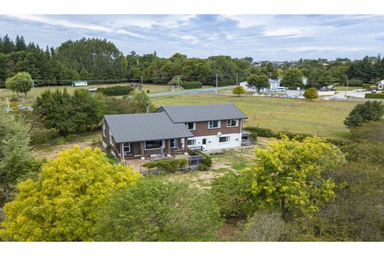 Photo of property in 70 Halstead Road, Pleasant Point, 7903