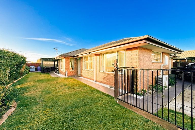 Photo of property in 4 Daniela Lane, Linwood, Christchurch, 8062