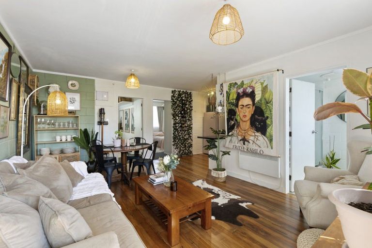 Photo of property in 4u5 Derby Street, Mount Victoria, Wellington, 6011