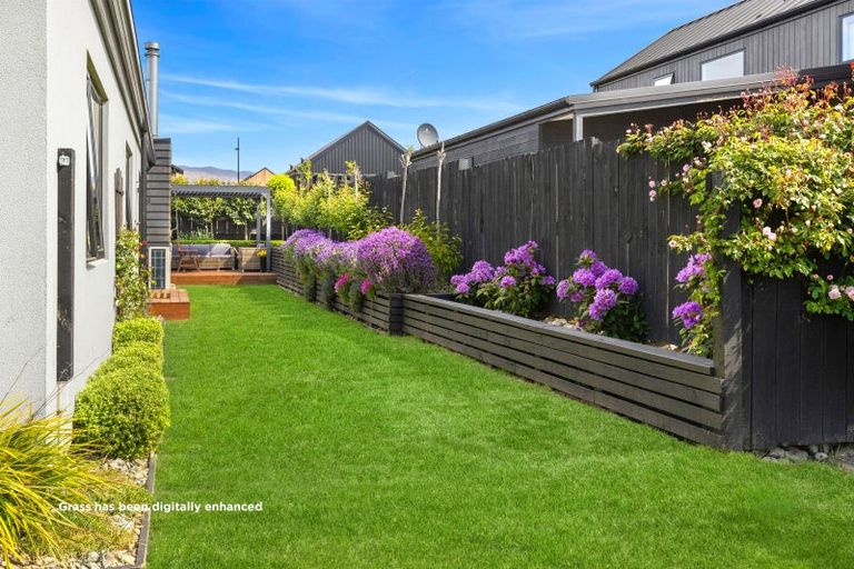 Photo of property in 53 Mount Nicholas Avenue, Wanaka, 9305