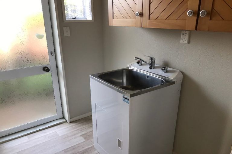 Photo of property in 1/9 Nortons Road, Avonhead, Christchurch, 8042