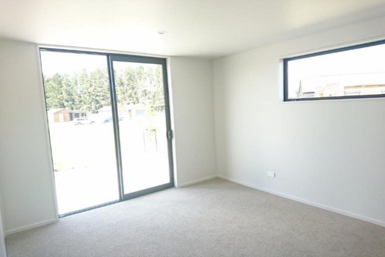 Photo of property in 3 Mount Creighton Crescent, Wanaka, 9305