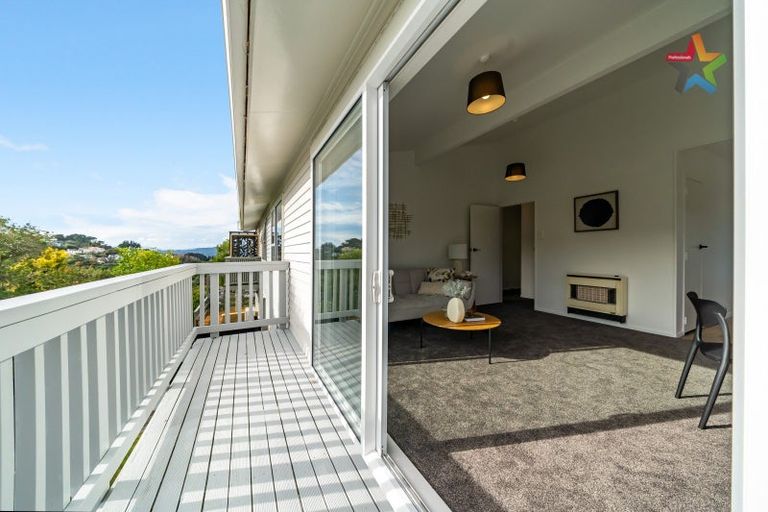 Photo of property in 100a Normandale Road, Normandale, Lower Hutt, 5010