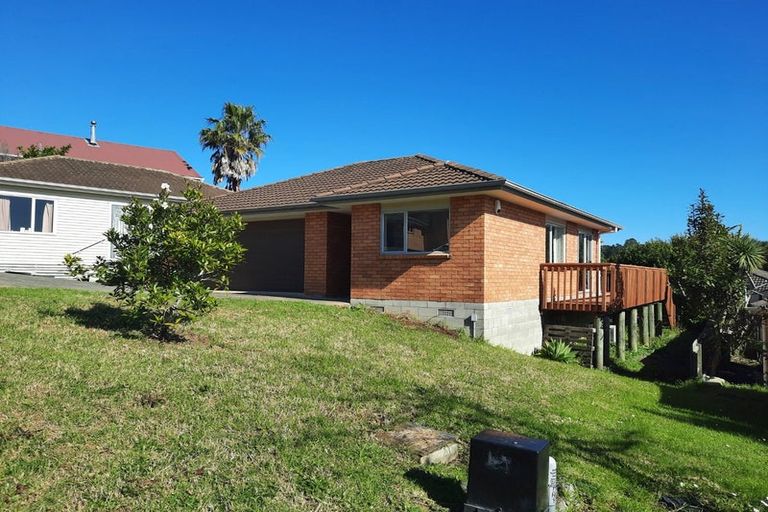 Photo of property in 43 Kellett Road, Ranui, Auckland, 0612