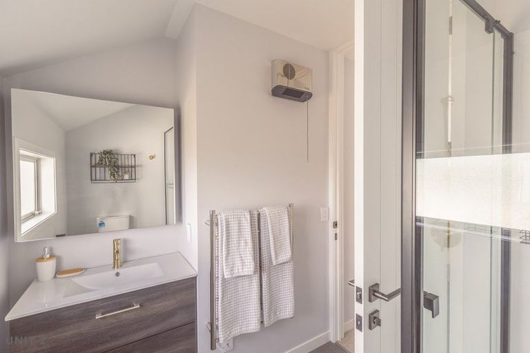 Photo of property in 137 Geraldine Street, Edgeware, Christchurch, 8013