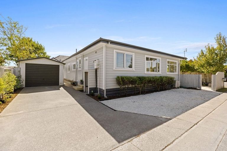 Photo of property in 1/28a Garvins Road, Hornby, Christchurch, 8042