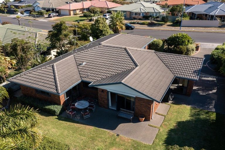 Photo of property in 89 Santa Monica Drive, Papamoa Beach, Papamoa, 3118