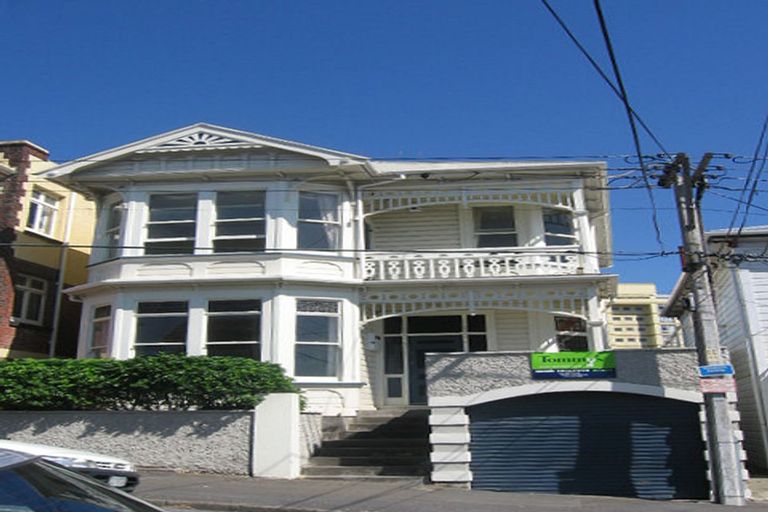 Photo of property in 38 Thompson Street, Mount Cook, Wellington, 6011