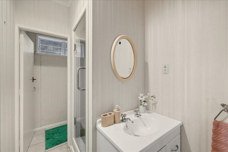 Photo of property in 13 Tirinui Crest Road, Otumoetai, Tauranga, 3110