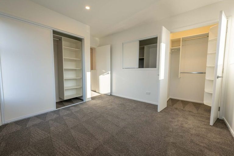 Photo of property in 8a/1 Taramea Place, Addington, Christchurch, 8024