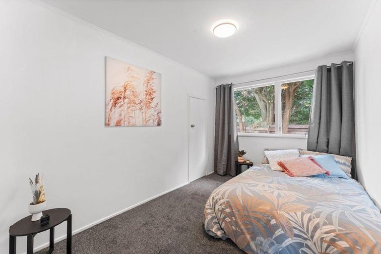 Photo of property in 21 Mcquarrie Avenue, Wattle Downs, Auckland, 2103
