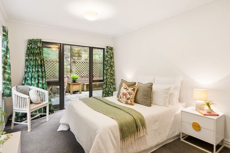 Photo of property in 10/162 Aro Street, Aro Valley, Wellington, 6021