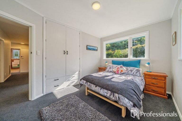 Photo of property in 20 London Road, Korokoro, Lower Hutt, 5012