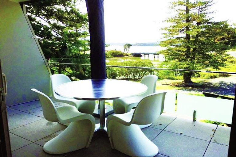 Photo of property in Bridgewater Apartments, 310/7 Te Rangi Cross Road, Paihia, 0200