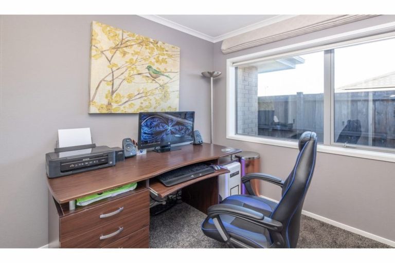 Photo of property in 15 Lignite Drive, Rolleston, 7614