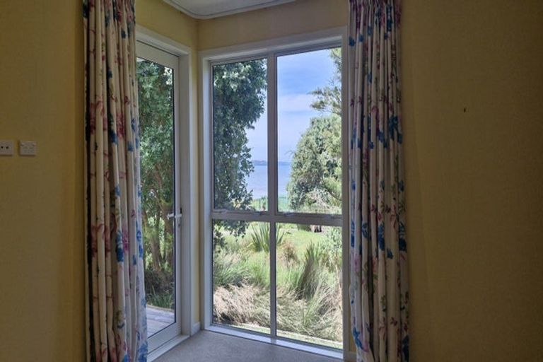 Photo of property in 28 Schooner Avenue, Snells Beach, 0920