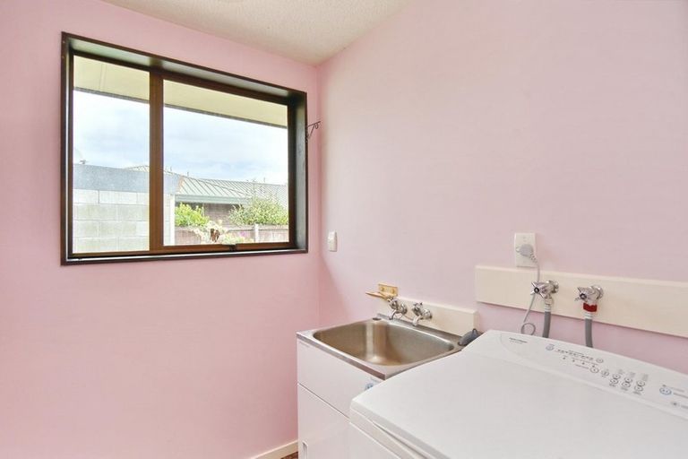 Photo of property in 39 Marlene Street, Casebrook, Christchurch, 8051