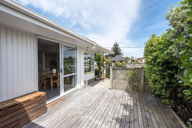 Photo of property in 337 Pine Avenue, South New Brighton, Christchurch, 8062