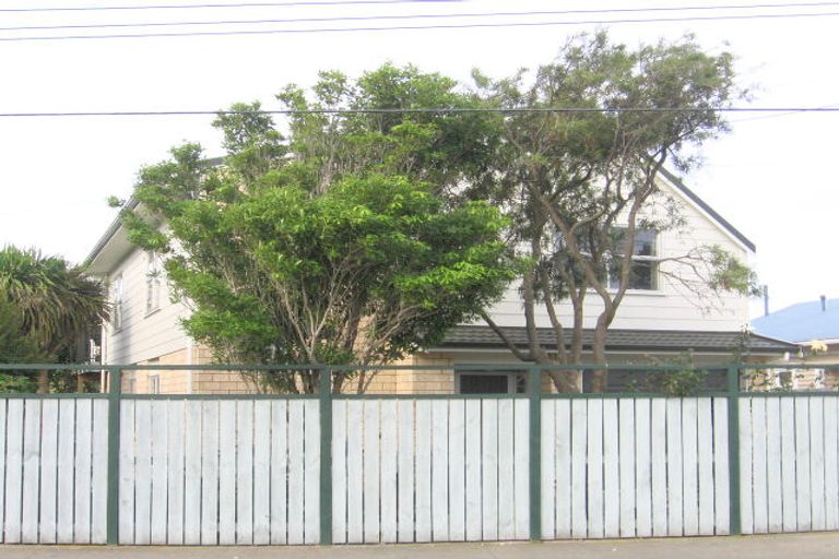 Photo of property in 52a Tama Street, Alicetown, Lower Hutt, 5010