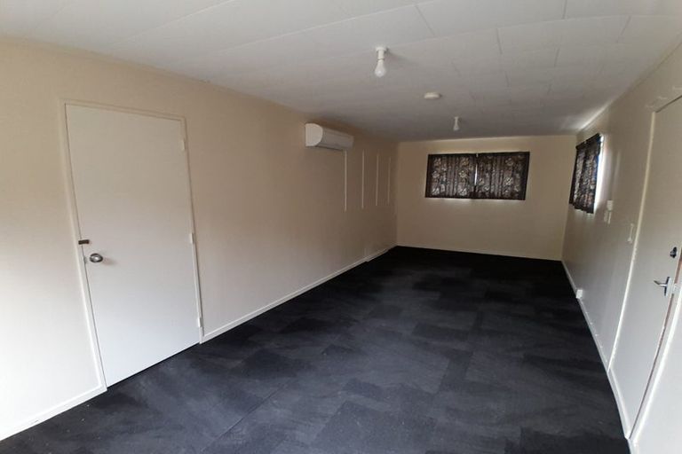 Photo of property in 163 Fairfield Road, Levin, 5510