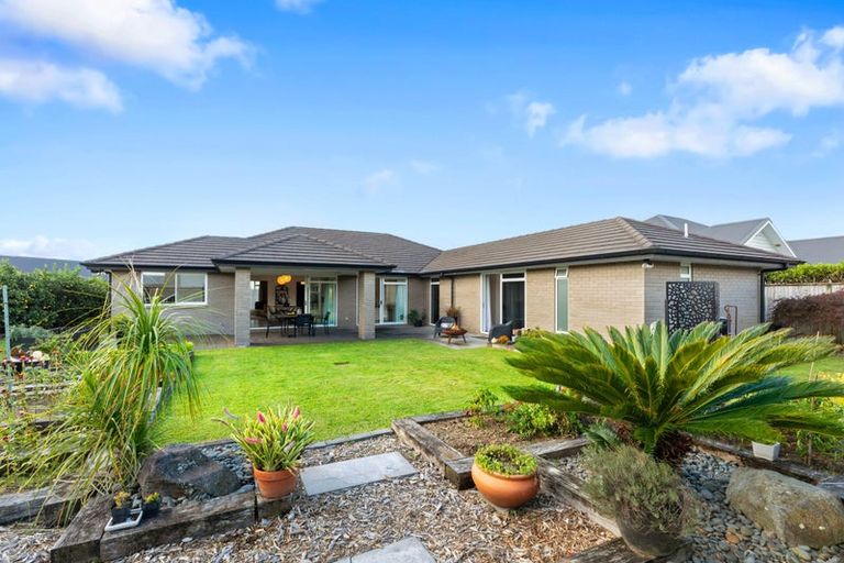 Photo of property in 19 Mortlake Heights, Pyes Pa, Tauranga, 3112