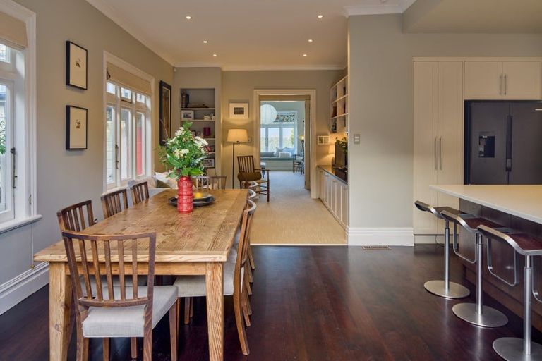 Photo of property in 67 Central Terrace, Kelburn, Wellington, 6012