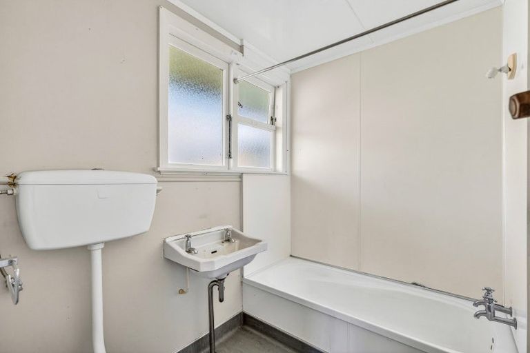 Photo of property in 83b Jellicoe Drive, Hamilton East, Hamilton, 3216
