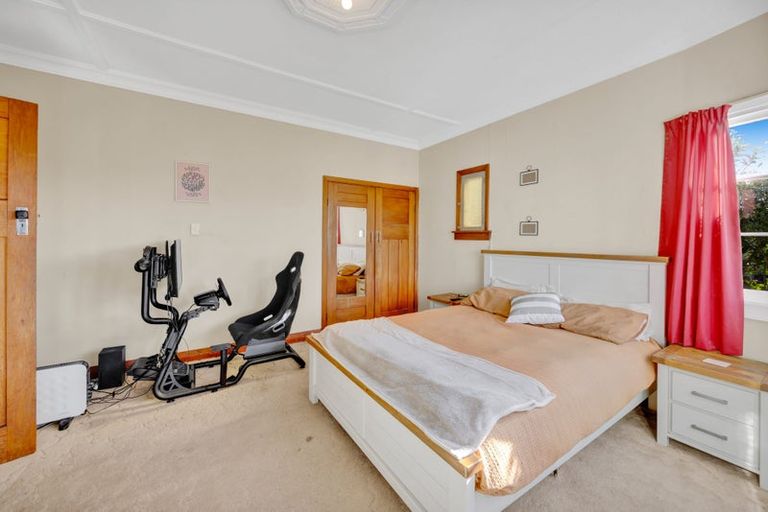 Photo of property in 32 Leicester Street, Patea, 4520