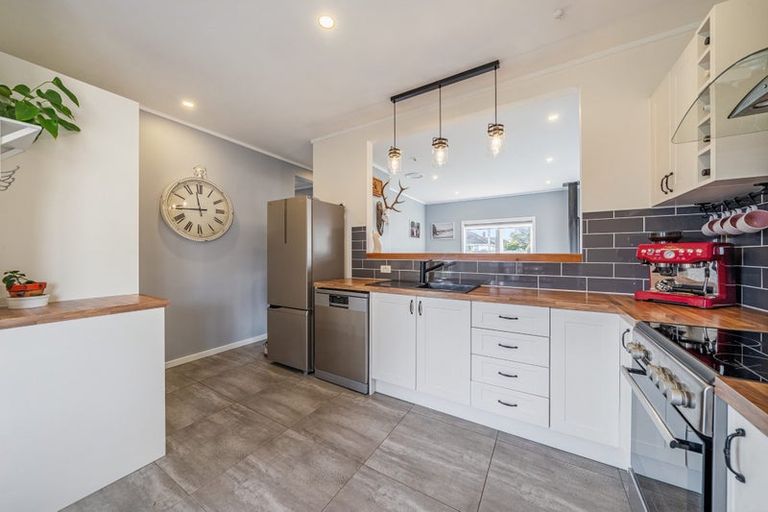 Photo of property in 101 Miro Street, Trentham, Upper Hutt, 5018