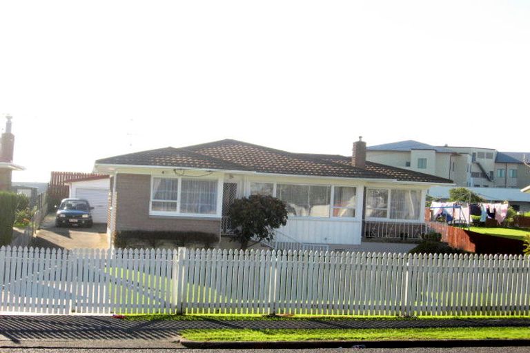 Photo of property in 23 Browns Road, Manurewa, Auckland, 2102