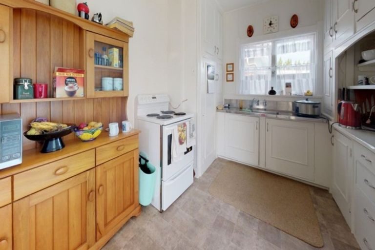 Photo of property in 9 Buckleys Terrace, Tinwald, Ashburton, 7700
