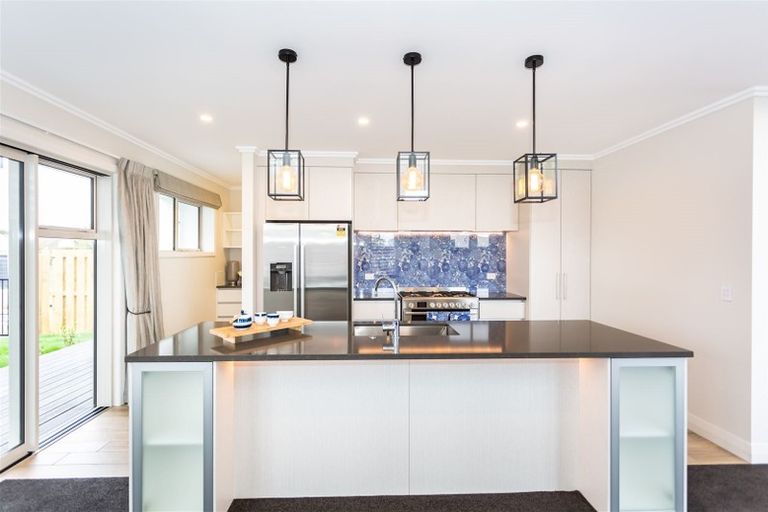 Photo of property in 19 Holmes Hanover Lane, Halswell, Christchurch, 8025