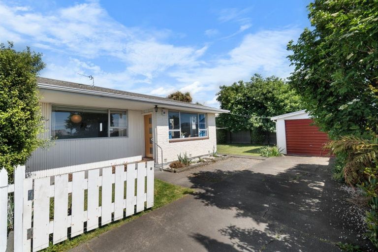 Photo of property in 90 Springs Road, Hornby, Christchurch, 8042