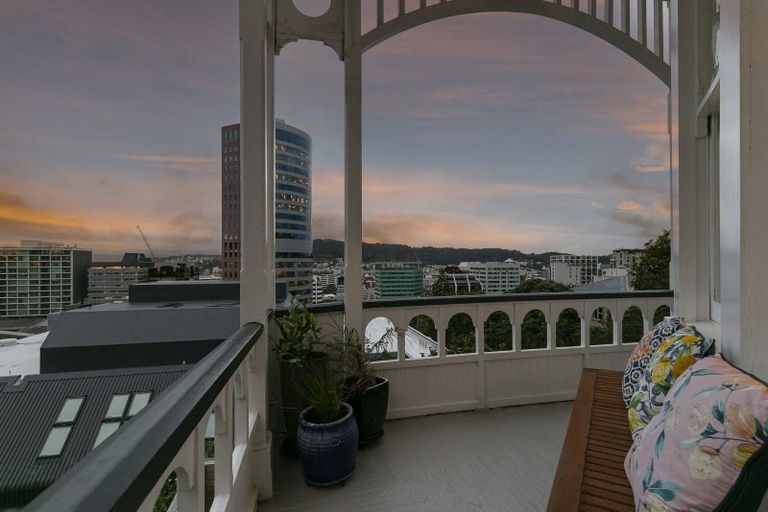 Photo of property in 219u2 The Terrace, Wellington Central, Wellington, 6011