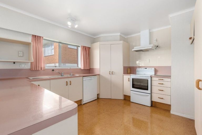 Photo of property in 4 Carol Place, Otumoetai, Tauranga, 3110