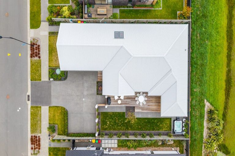 Photo of property in 5 Mills Road, Marshland, Christchurch, 8051