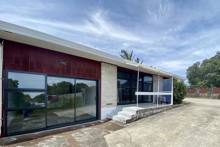 Photo of property in 2/39 Ashlynne Avenue, Papatoetoe, Auckland, 2025