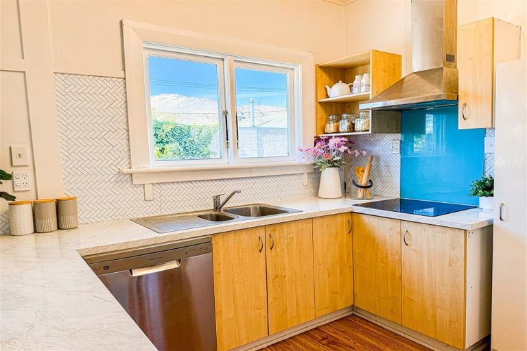 Photo of property in 38 Horace Street, Cromwell, 9310