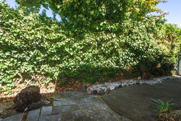 Photo of property in 2/11 Exeter Street, Stoke, Nelson, 7011