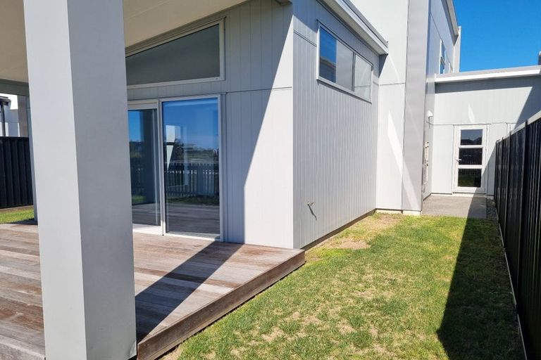 Photo of property in 27 Bill Miller Drive, Papamoa, 3118