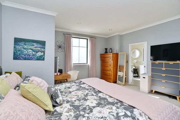 Photo of property in 5 Millcreek Lane, Northwood, Christchurch, 8051