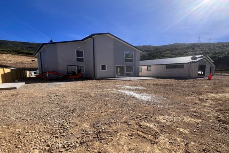 Photo of property in 139 Silverstream Road, Crofton Downs, Wellington, 6035
