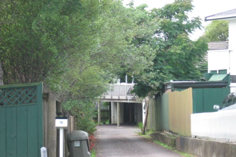 Photo of property in 19 Dolbear Street, Titirangi, Auckland, 0604