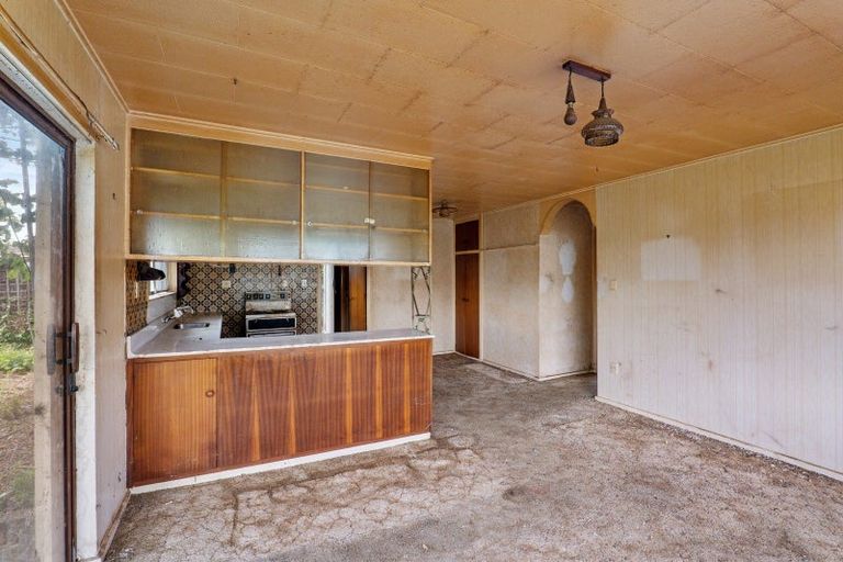 Photo of property in 35 Rangiuru Road, Otaki Beach, Otaki, 5512