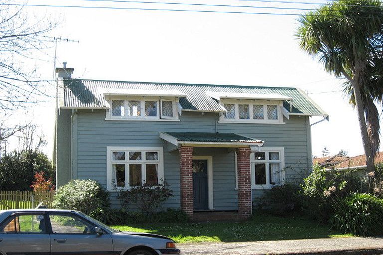 Photo of property in 26 Signal Street, Marton, 4710