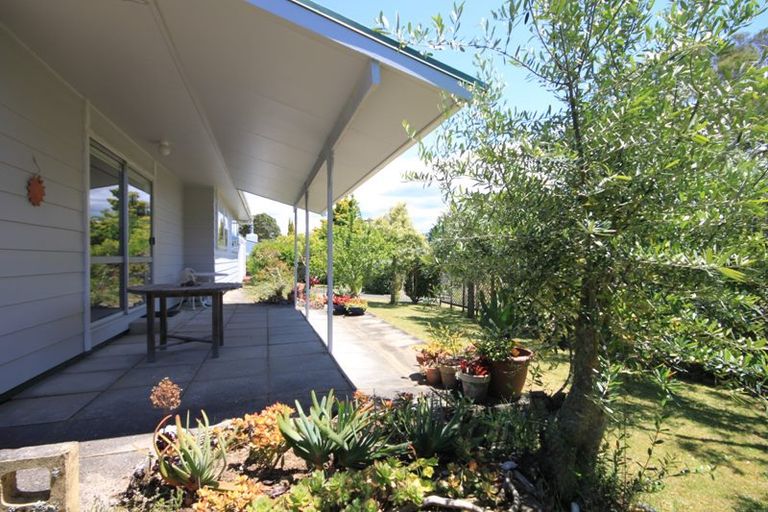 Photo of property in 1 Pitkethley Circle, Pauanui, Hikuai, 3579