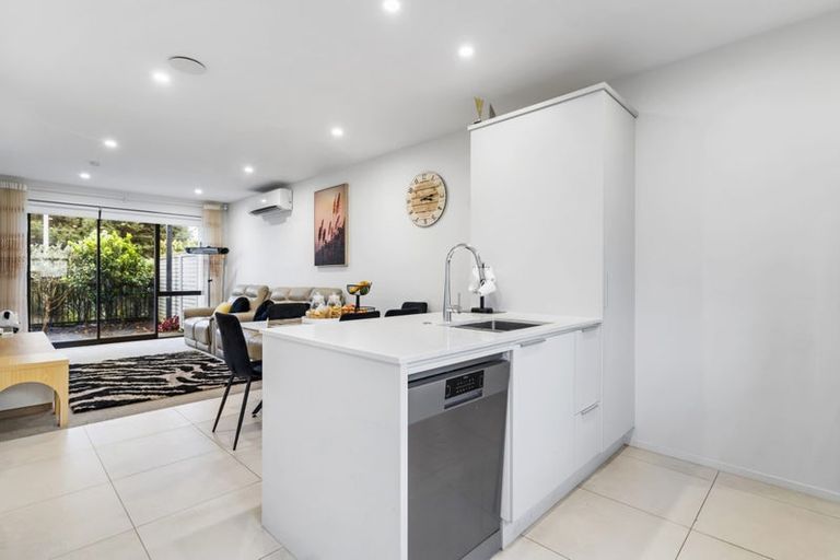 Photo of property in 8 Brookview Drive, Flat Bush, Auckland, 2019