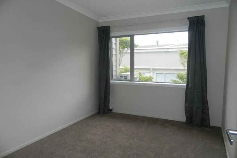 Photo of property in 19u7 Collins Avenue, Tawa, Wellington, 5028