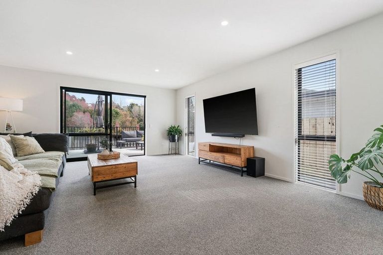 Photo of property in 32 Puhirake Crescent, Pyes Pa, Tauranga, 3112