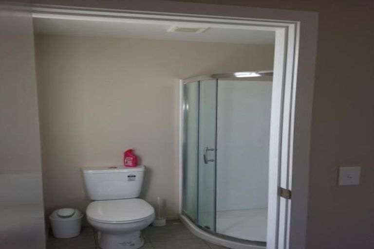 Photo of property in 3a Paeroa Street, Riccarton, Christchurch, 8041